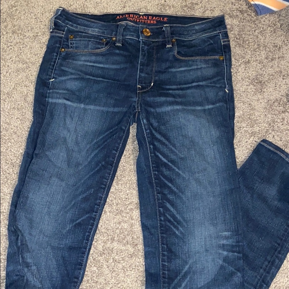 dark wash american eagle jeans